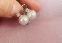 Náušnice zlato 750/1000 18k velká South Sea perla s diamanty 0,40 ct